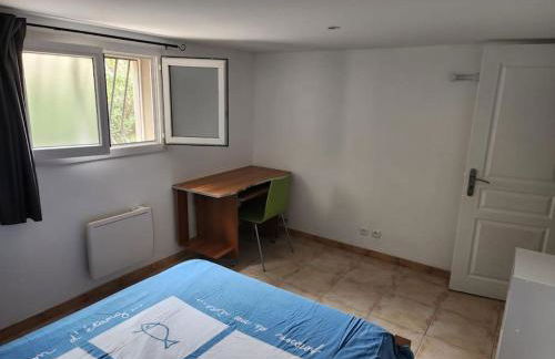L'étape méditerranéenne logement 4-6 personnes avec parking privé - Foto 7