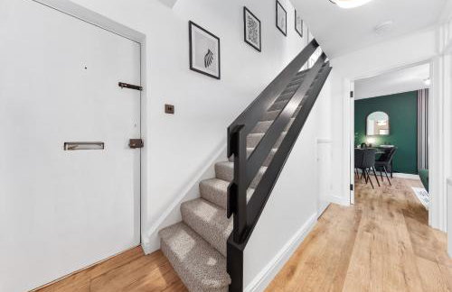 2BR Flat, Free Parking, Close to Airport & Centre - Foto 54