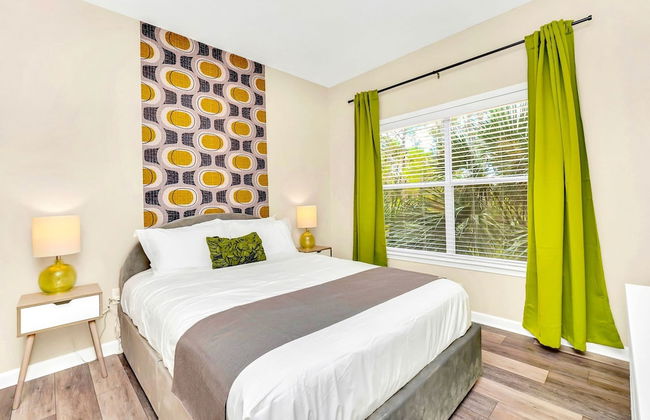 Upstay - Modern Family Apartment w Pool Hot Tub - Foto 16