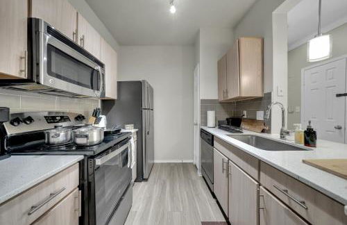 Sapphire 1BD Loft - Pool, Gym & Free Parking! - Photo 11