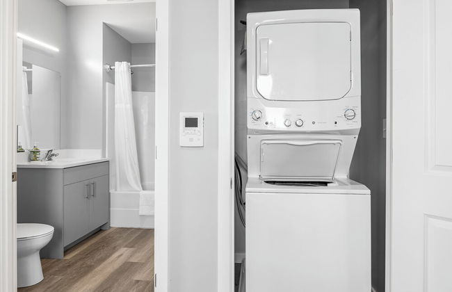 Furnished Apartments near Encore Boston - Photo 46