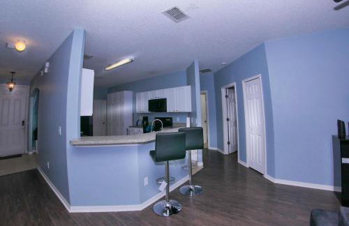 5/4 Pool Home Located in Sunset Ridge Community! - Foto 11