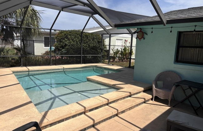 Amazing Pet Friendly 3 Bed House - Heated Pool 3 Bedroom Home by RedAwning - Foto 26
