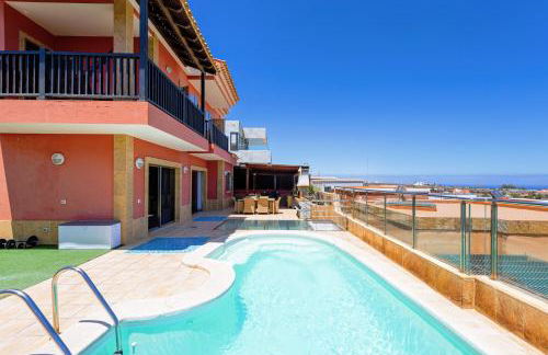 Luxury 5 star Villa Violetta with amazing sea view, jacuzzi and heated pool - Foto 28