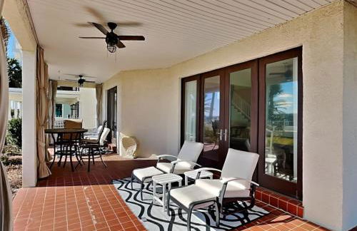 Lion On The Beach - Photo 20