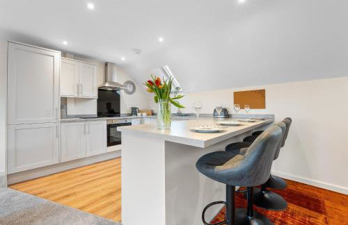 New Apartment in Stockton, sleeps 4, Free WIFI - Foto 16