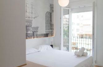 FLORIT FLATS - Chic and Central in a lively but quiet area All walking distance - Photo 37