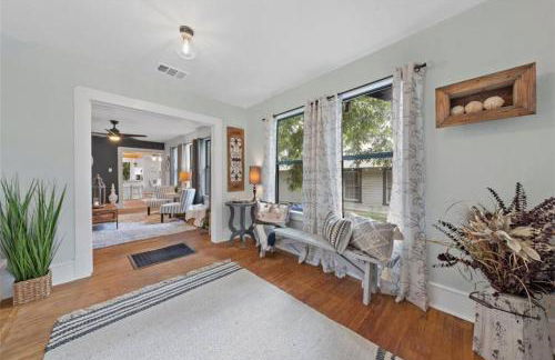 The Pinewood House - Photo 8