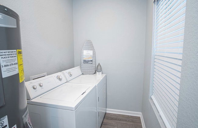 Don't Miss Dynamic 4br/2ba Near Jolly Riverwalk - Foto 22