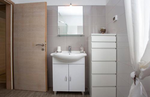 Villa Pistine - with private pool for 8 near Rovinj - Photo 51