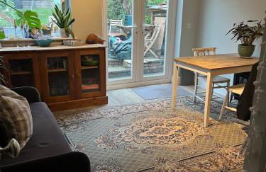 Charming cottage in Wells with easy parking - Foto 9