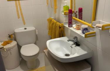 Precioso dúplex con piscina, en 1ª linea de playa - Foto 75