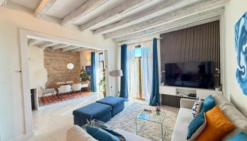 Apartamento Colom BCN, amplio, con balcón y vistas al Port Vell - Photo 2