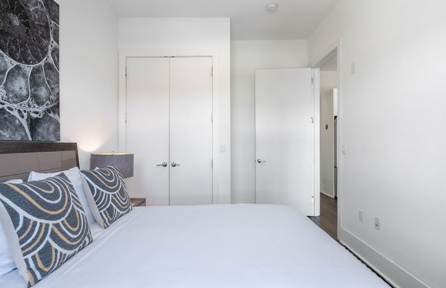 Dharma Home Suites Hoboken at Novia - Foto 19