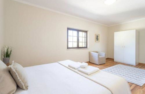 Aroeira Sunny Villa - Heated Pool extra cost - Foto 31