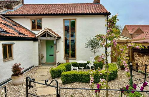 Bailiffs Cottage - Foto 1