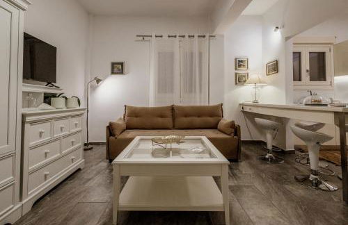 Chrisi Holiday Home - 500 sqm Private Gardens & Nature View - 300m by the sea - Photo 47