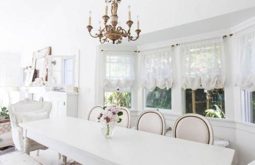 Elegant White Cottage, Venice Beach, California - Foto 16