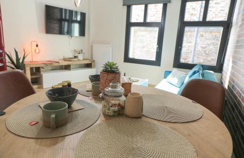 Charis Beyond the Castle - Foto 20