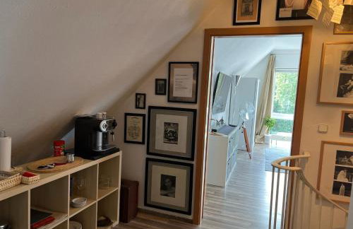 Gemütliche helle Dach-Wohnung in Frankfurt - Foto 7