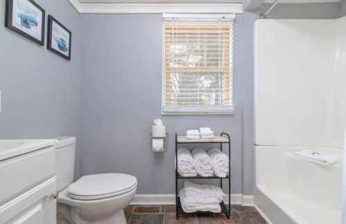 3BR Bristol Retreat - 2 Blocks from State Street - Foto 22