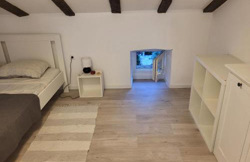 V&V Center Apartment - Photo 27