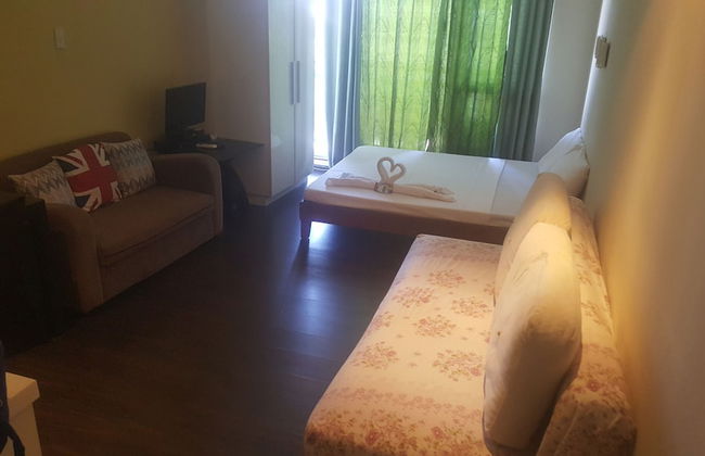 Happy Suites at Knightsbridge Res Makati - Photo 17