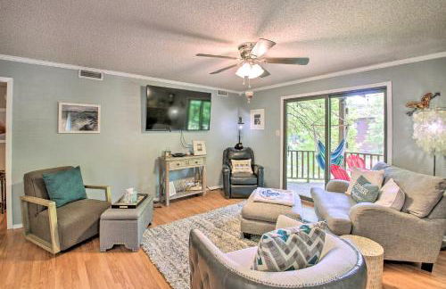 Mount Ida Condo with Balcony and Resort Amenities - Foto 3