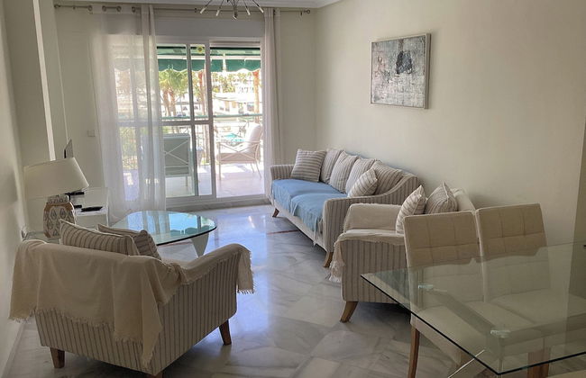 Marbella Retreat - 2 Beds - Sleeps 5 - Pool - Foto 6