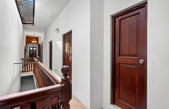 Otium Rentals Penthouse w 2 Terraces - Photo 24