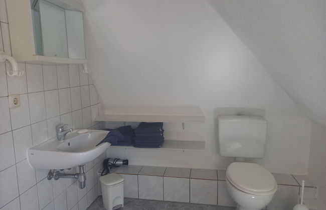 Schone Zweizimmer-ferienwohnung mit Pool im Garten - Foto 13