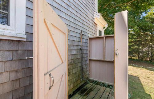 Stellar Home with Hot Tub & Movie Room - Foto 28