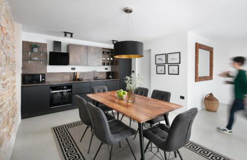 House NoE- with hot tub - Foto 4