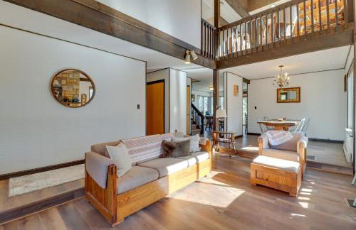 Near Skiing Lakefront Gem with Kayaks in Long Pond - Foto 6