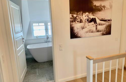 Eidumhaus, freistehendes Reetdachhaus mit Garten in Strandnähe - Foto 17