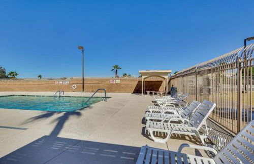 Golf, Fish and Unwind! Group Getaway in Fort Mohave - Foto 30