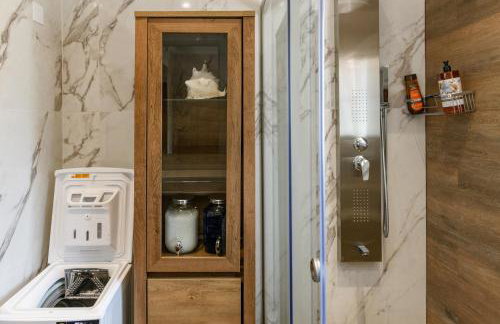 Angela a la Corfu - Foto 28