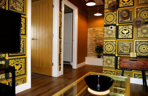 Ultra Deluxe Versace Apartment Near Sheffield FULL SKY TV - Foto 15