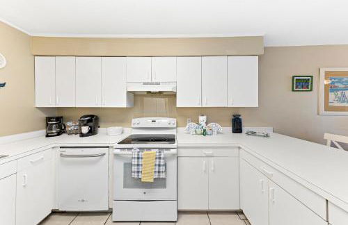 Seaside Beach & Racquet Condos - Photo 100