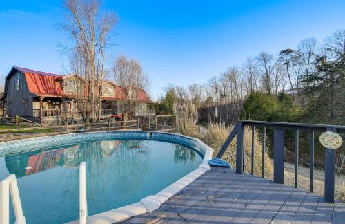 Cozy Cottage with Pool Btwn Knoxville and Pigeon Forge - Foto 2