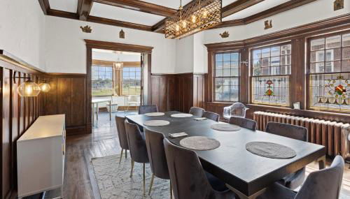 Grand Historic 8BR 6 5BA Mansion Waterfront Decks - Foto 1