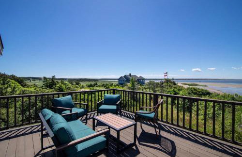 Unique waterfront home with stunning views - Foto 37