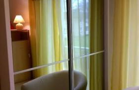 Toll Apartment mit privatem Eingang free Parking Slbst Check-in 30 Zone ruhig keine Ferienwohnung - Photo 8