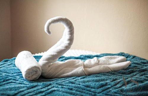 Group-Friendly 3BR Near Dudley + Parking - Foto 57