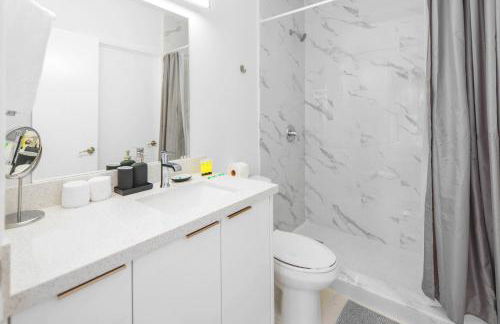 Wynwood Retreat - Rooftop Pool & Neighborhood Views - Foto 30