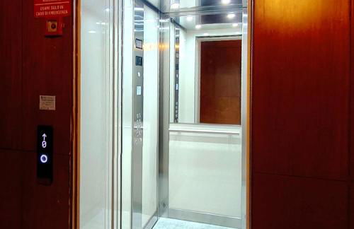 Navigli-San Babila NEW Studio Attico Balcone Aria - Foto 3