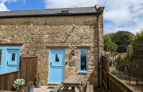 Barton Cottage - Photo 2