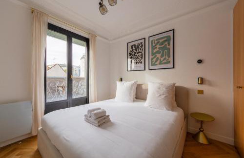 Le Marais - Iconic Penthouse with Balcony - Foto 3