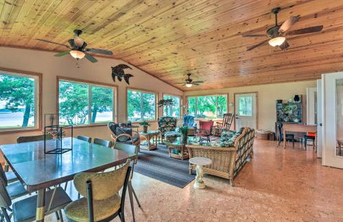 Lakefront Spicer Cabin with Dock and 2 Kayaks! - Foto 8