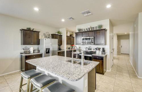 Florence Home about 10 Mi to Historic District! - Foto 2